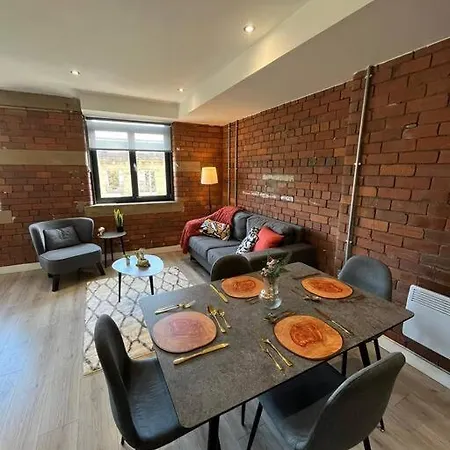 K Suites - 314 Conditioning House Bradford (West Yorkshire)